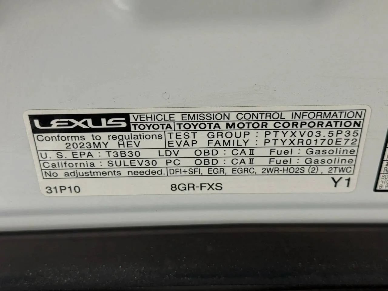Used 2023 Lexus LC 500h w/ Dynamic Handling Package RWD image 47