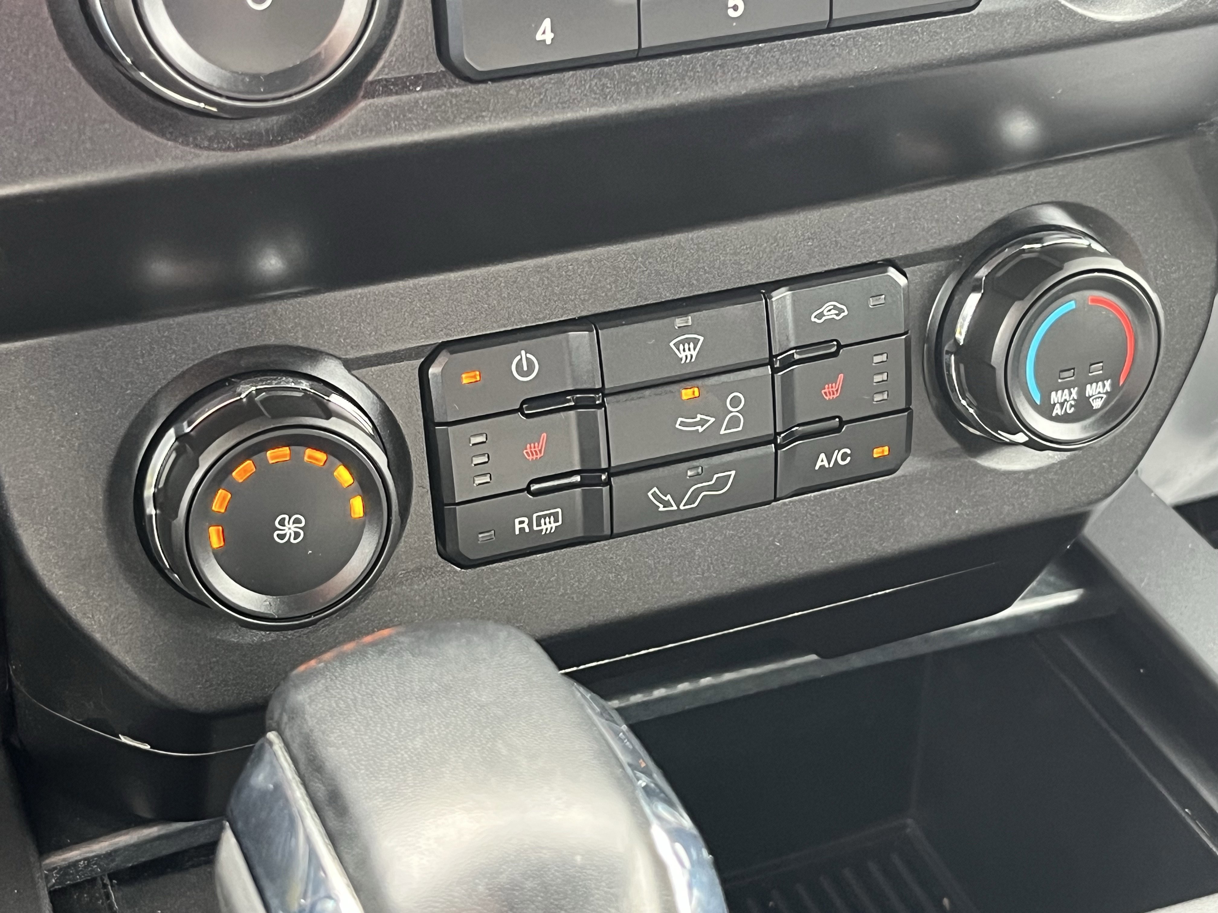 Used 2019 Ford F150 XLT w/ Equipment Group 302A Luxury image 20
