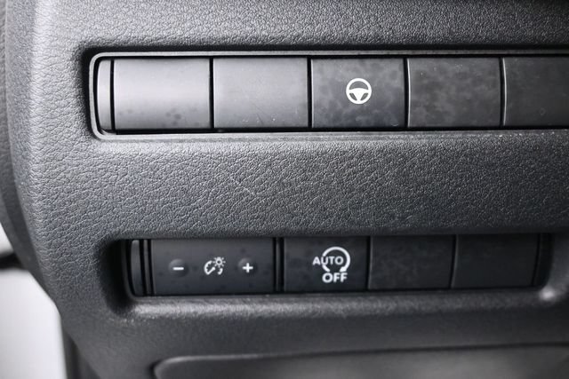 Used 2023 Nissan Rogue SV AWD/4WD image 24