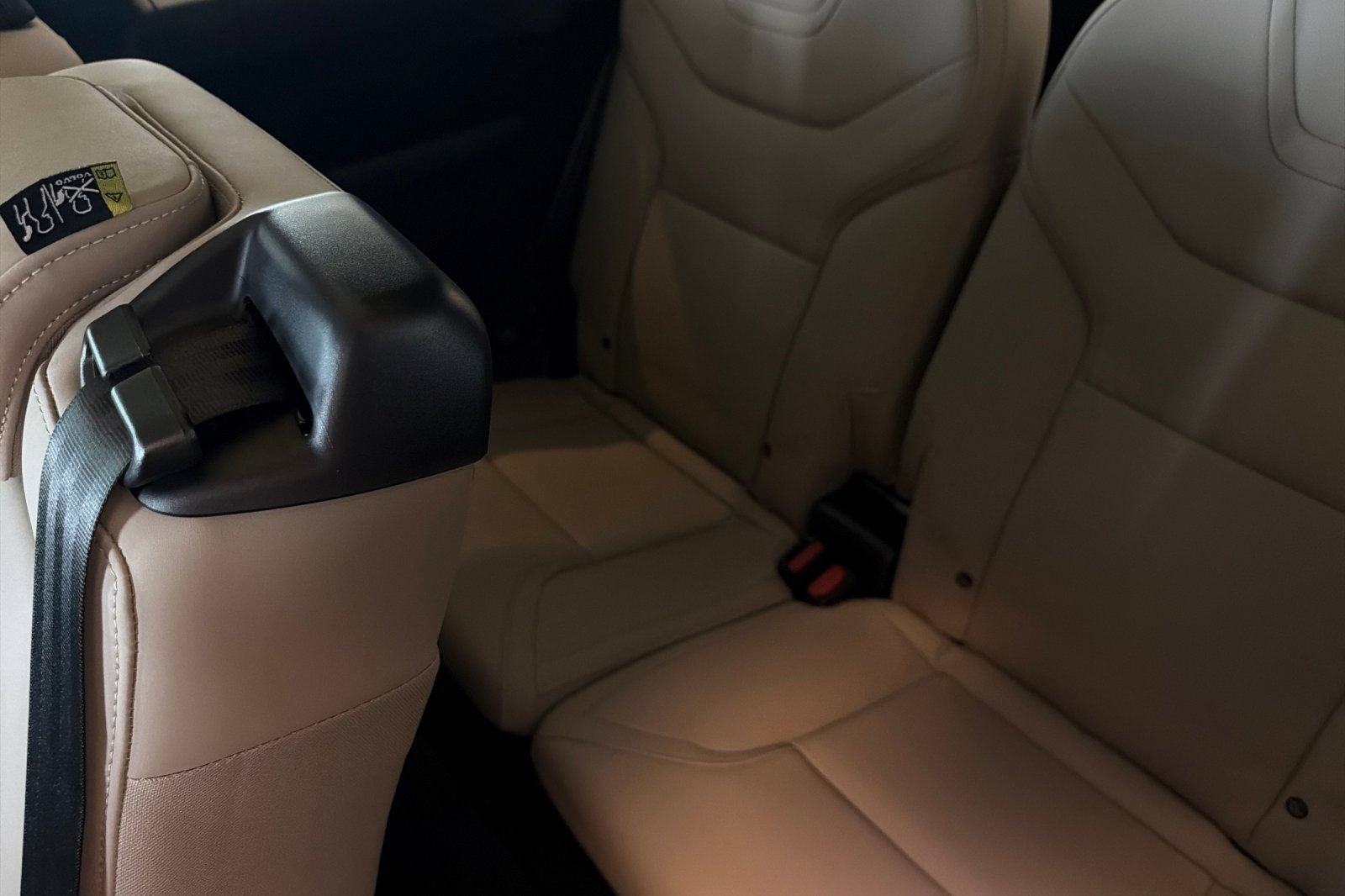 New 2026 Volvo EX90 Plus RWD image 15