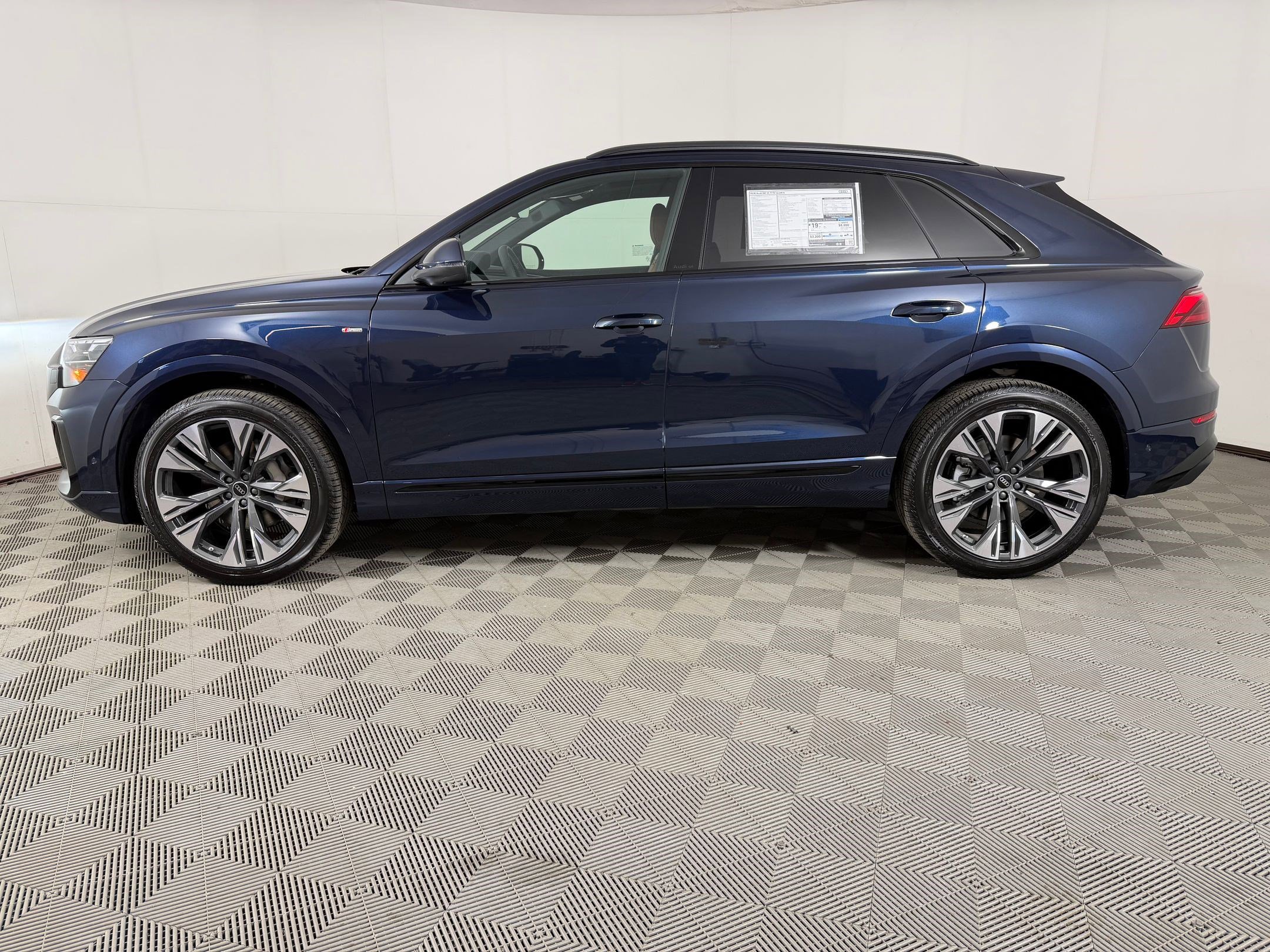 New 2026 Audi Q8 Premium Plus AWD/4WD image 2