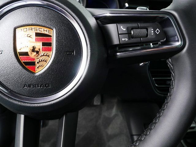 New 2026 Porsche Macan image 11