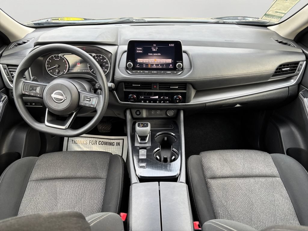 Used 2024 Nissan Rogue SV FWD image 17