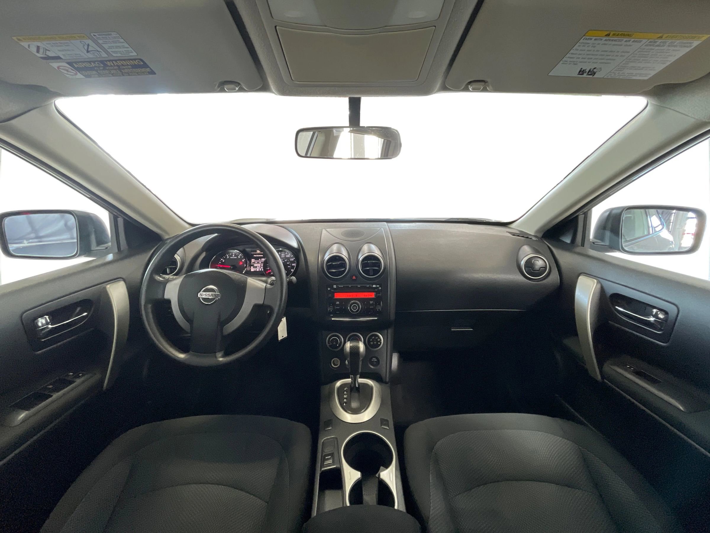 Used 2014 Nissan Rogue S image 16