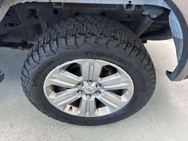 Used 2018 Ford F150 King Ranch w/ Equipment Group 601A Luxury AWD/4WD image 11