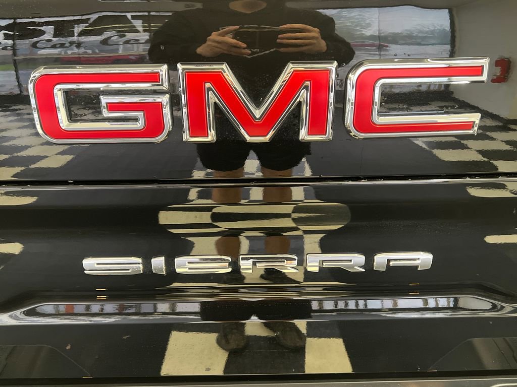 Used 2026 GMC Sierra 1500 AT4 w/ AT4 Premium Package AWD/4WD image 14
