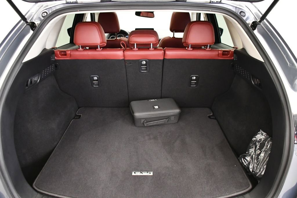 Used 2023 MAZDA CX-5 Carbon Edition image 53