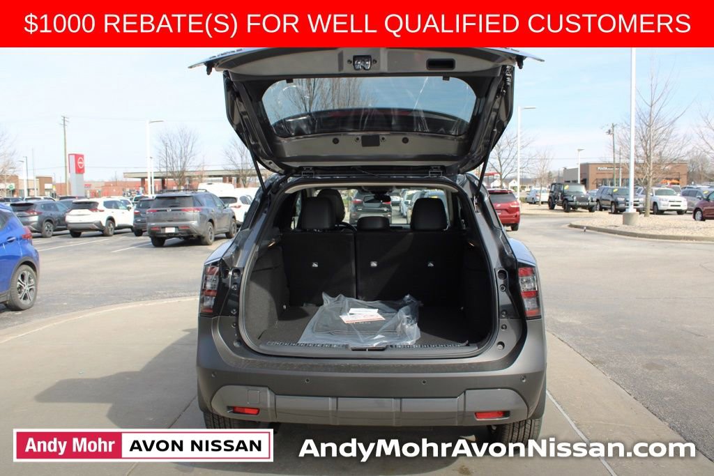 New 2026 Nissan Kicks SR w/ SR Premium Package image 6