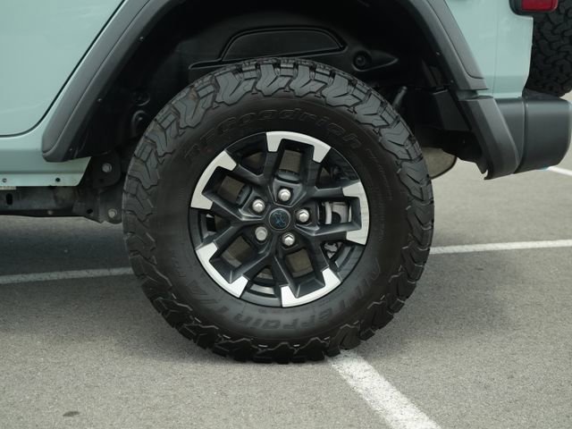 Used 2024 Jeep Wrangler Unlimited Rubicon 4xe w/ Convenience Group AWD/4WD image 48