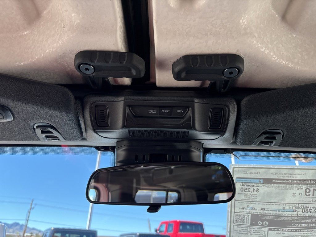 New 2025 Jeep Gladiator Rubicon w/ Convenience Group image 37