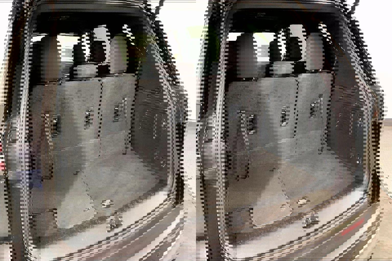 Used 2024 Chevrolet Traverse LT image 4