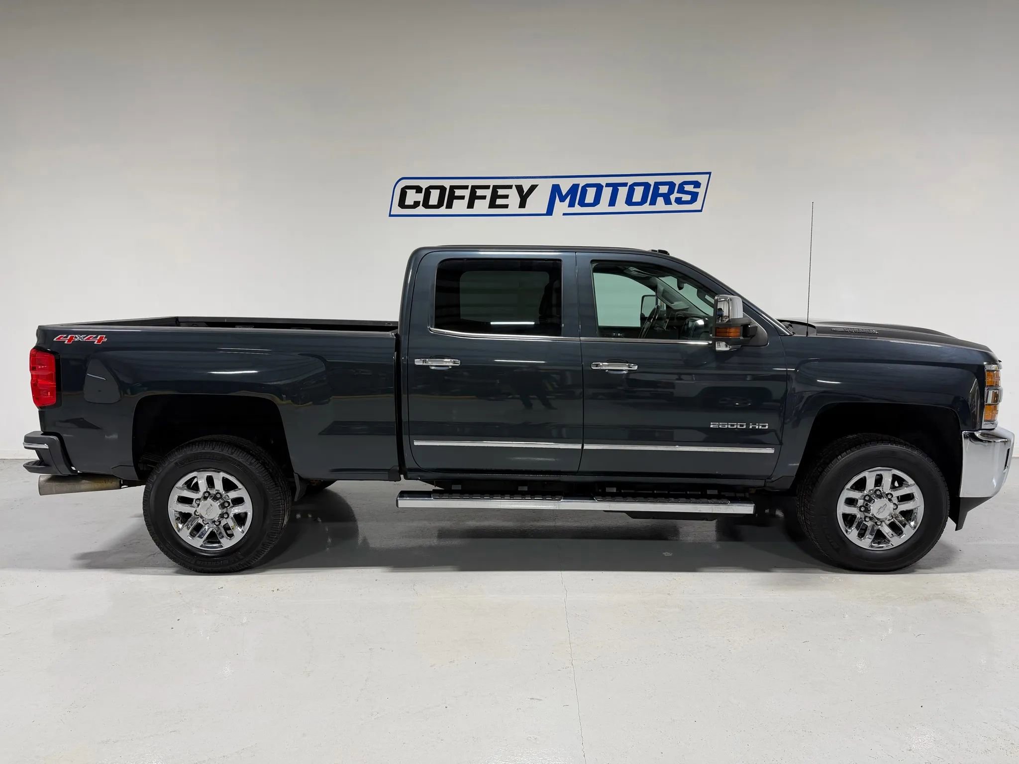 Used 2017 Chevrolet Silverado 2500 LTZ w/ Duramax Plus Package image 7