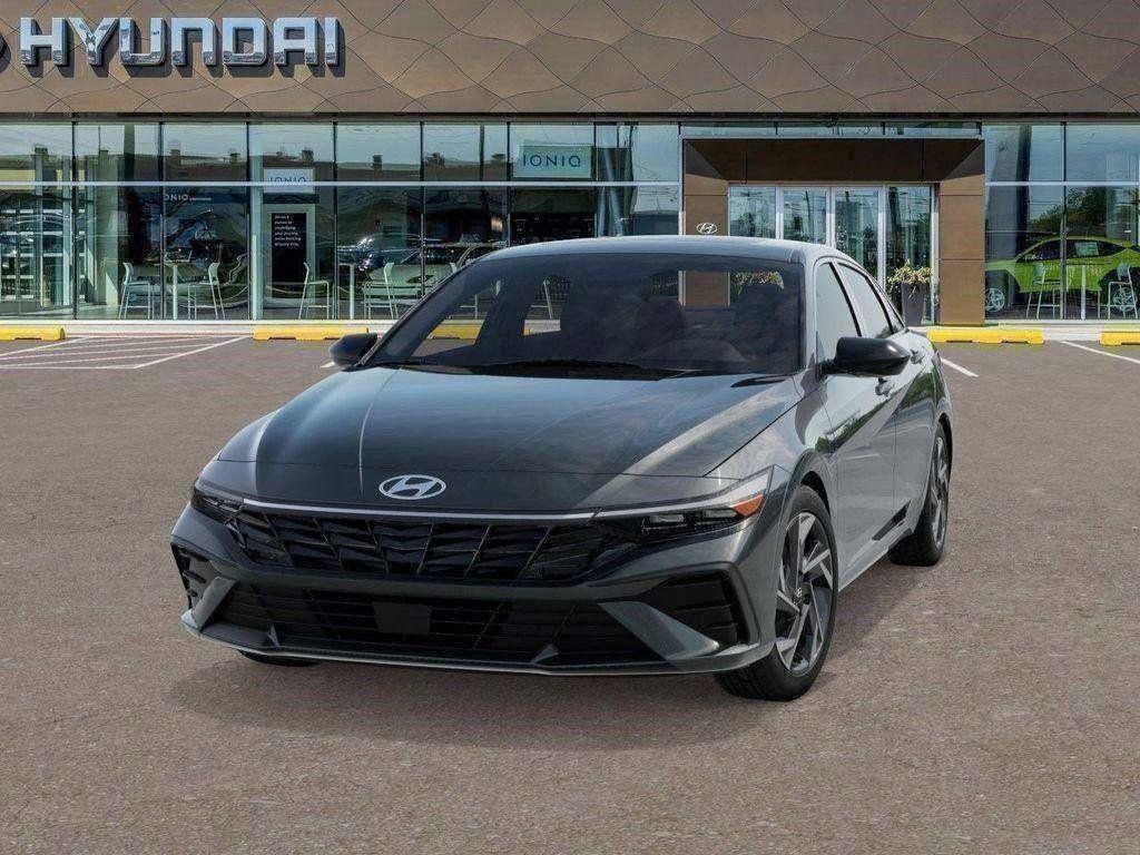 New 2026 Hyundai Elantra SEL Sport image 6