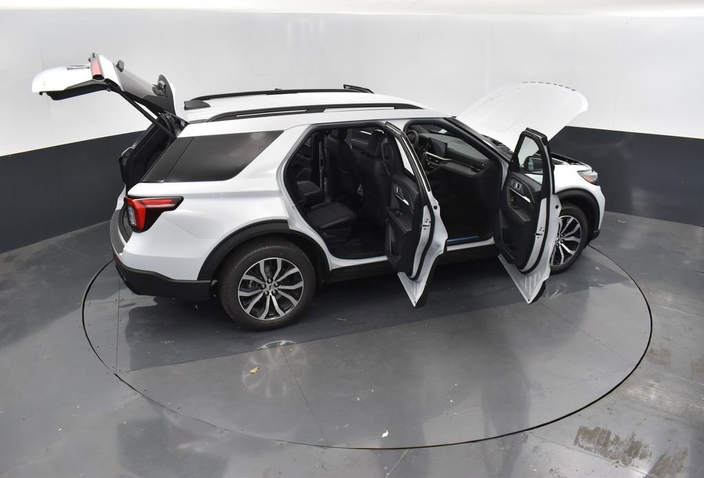 New 2026 Ford Explorer ST-Line image 46