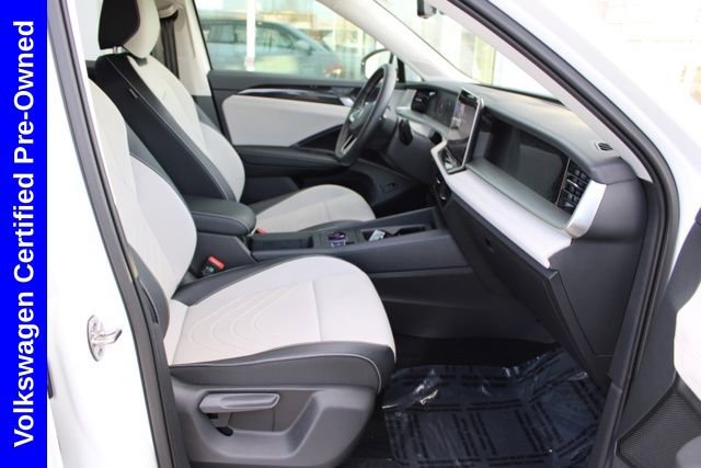 Used 2025 Volkswagen Tiguan SE image 20