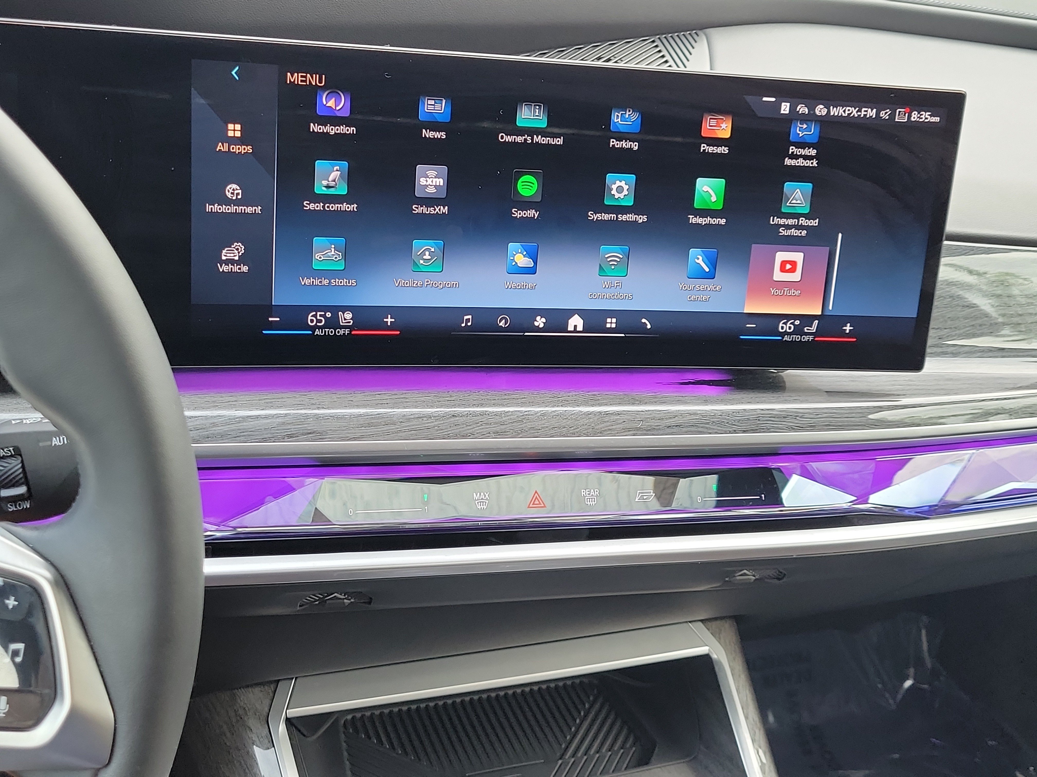 Certified 2023 BMW i7 xDrive60 AWD/4WD image 23