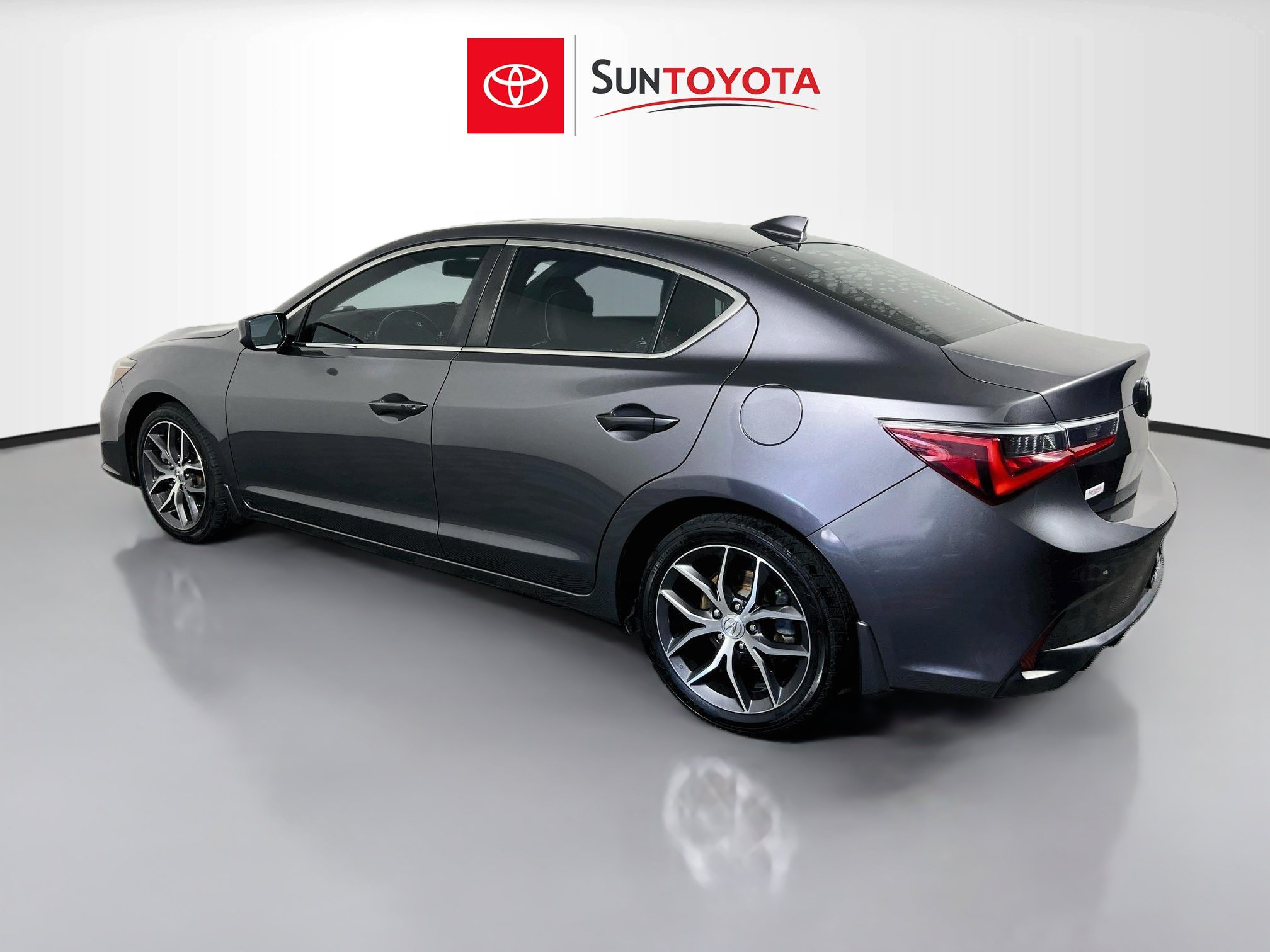 Used 2019 Acura ILX w/ Premium Package FWD image 6