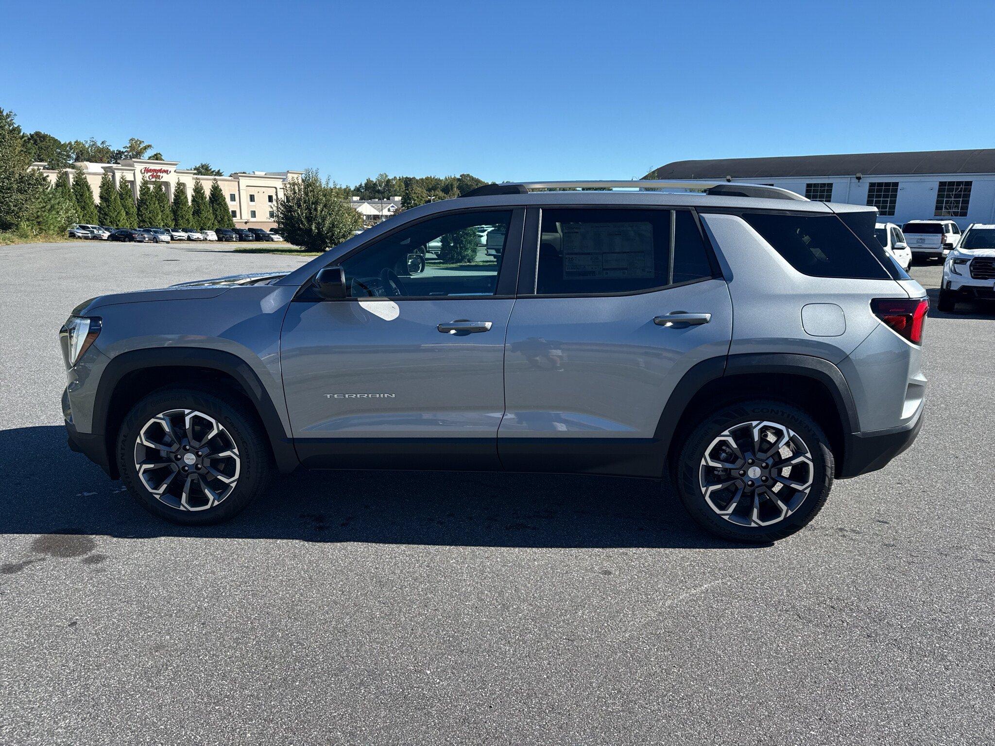 New 2027 GMC Terrain Elevation w/ Elevation Premium Package FWD image 3
