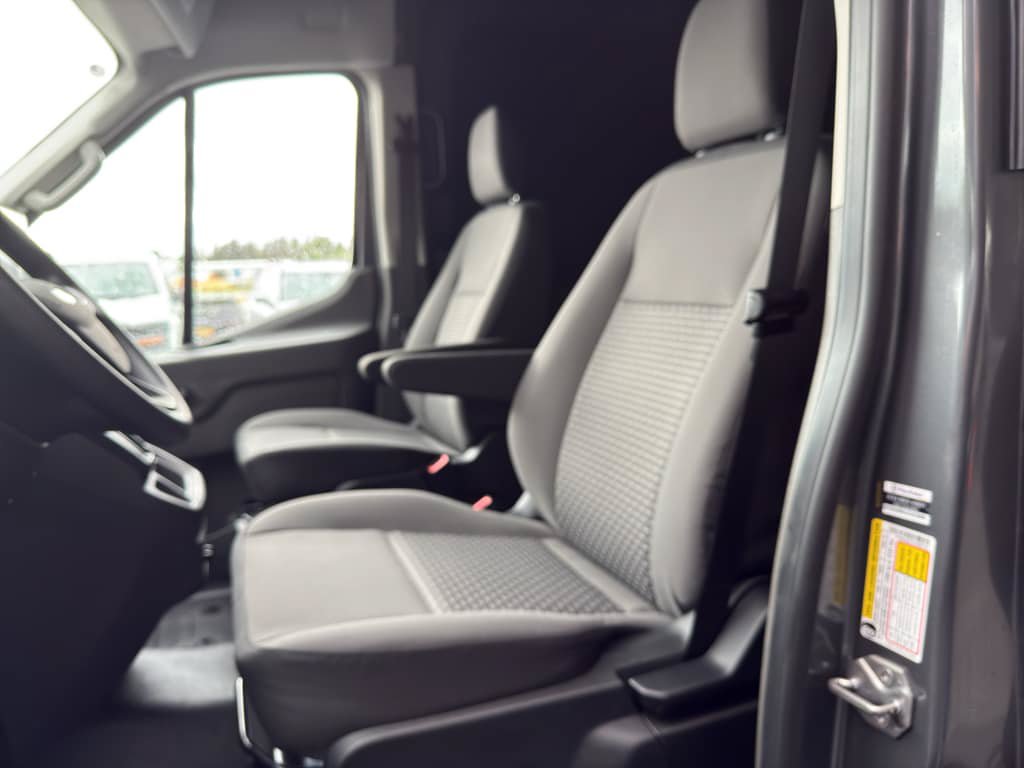 New 2026 Ford Transit 350 148 Medium Roof AWD image 21