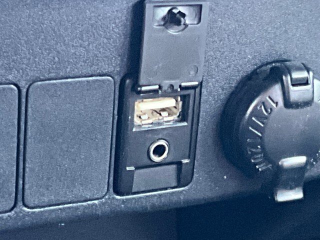 Used 2018 Toyota RAV4 Limited image 26