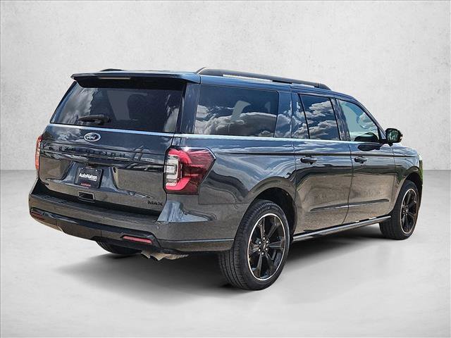 Used 2024 Ford Expedition Max Limited AWD/4WD image 5