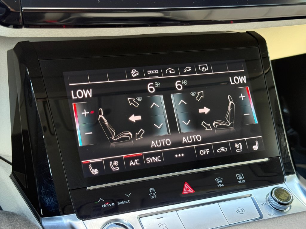 Used 2024 Audi Q8 e-tron Premium Plus w/ Premium Plus Package AWD/4WD image 17