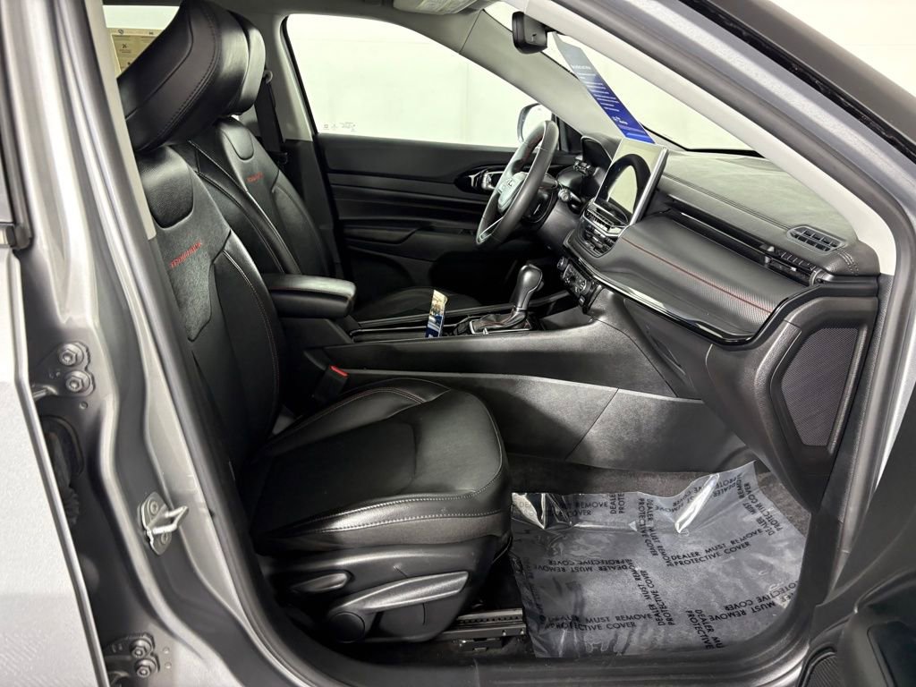 Used 2022 Jeep Compass Trailhawk w/ Sun and Sound Group image 35