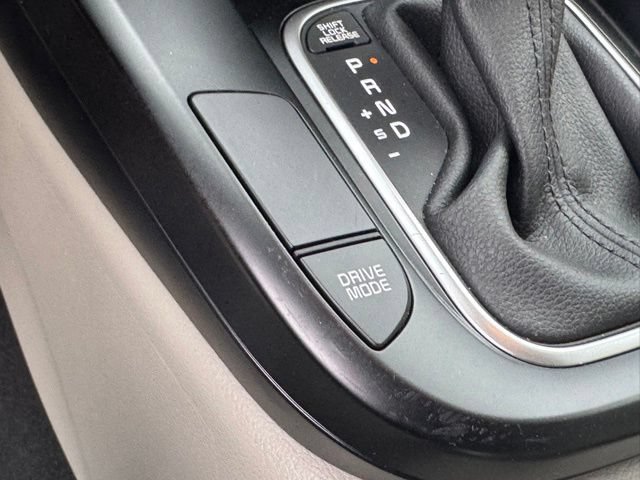 Certified 2025 Kia Soul LX w/ LX Technology Package FWD image 20