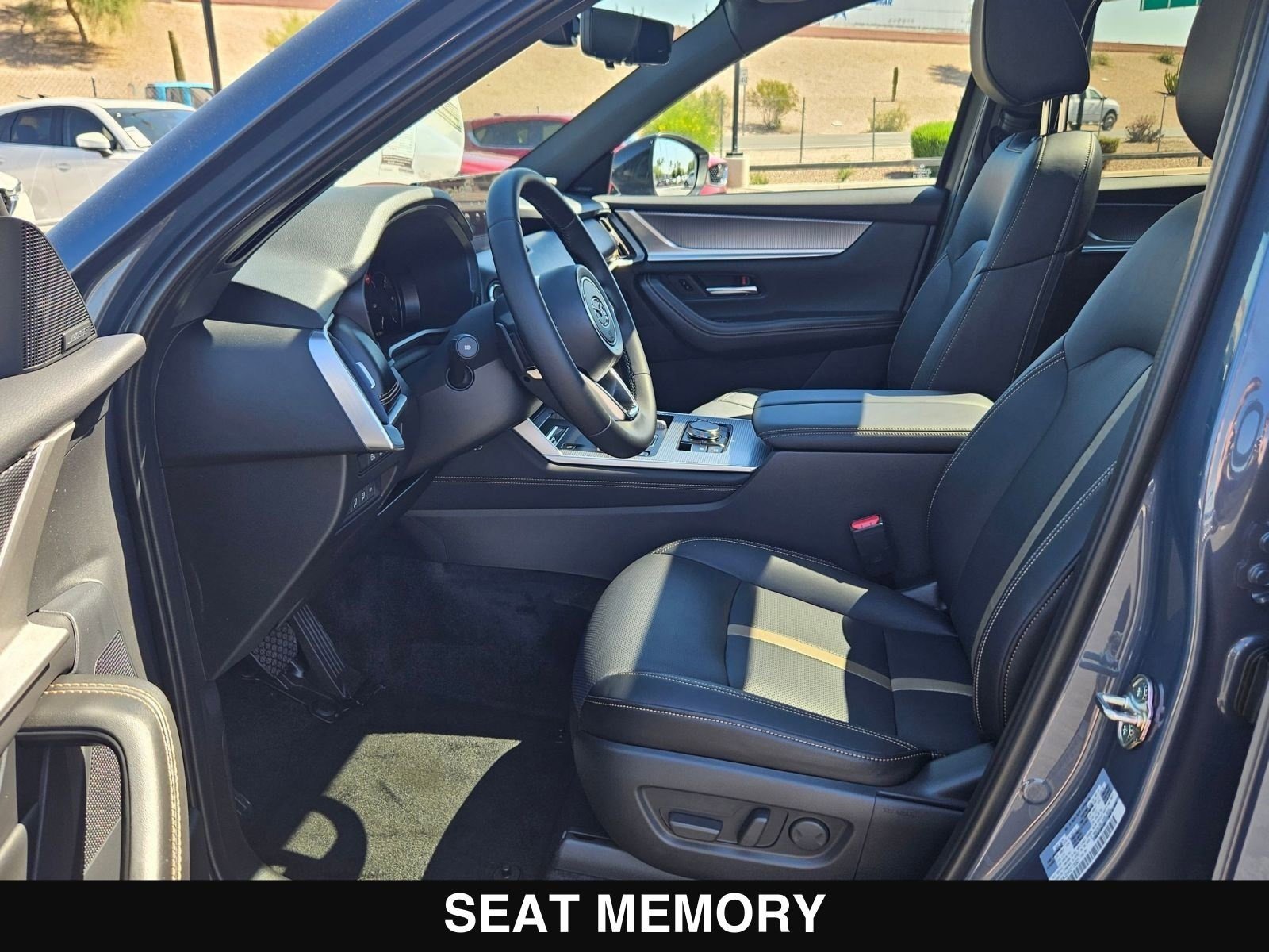 New 2025 MAZDA CX-70 Plug-In Hybrid w/ Premium Plus image 19