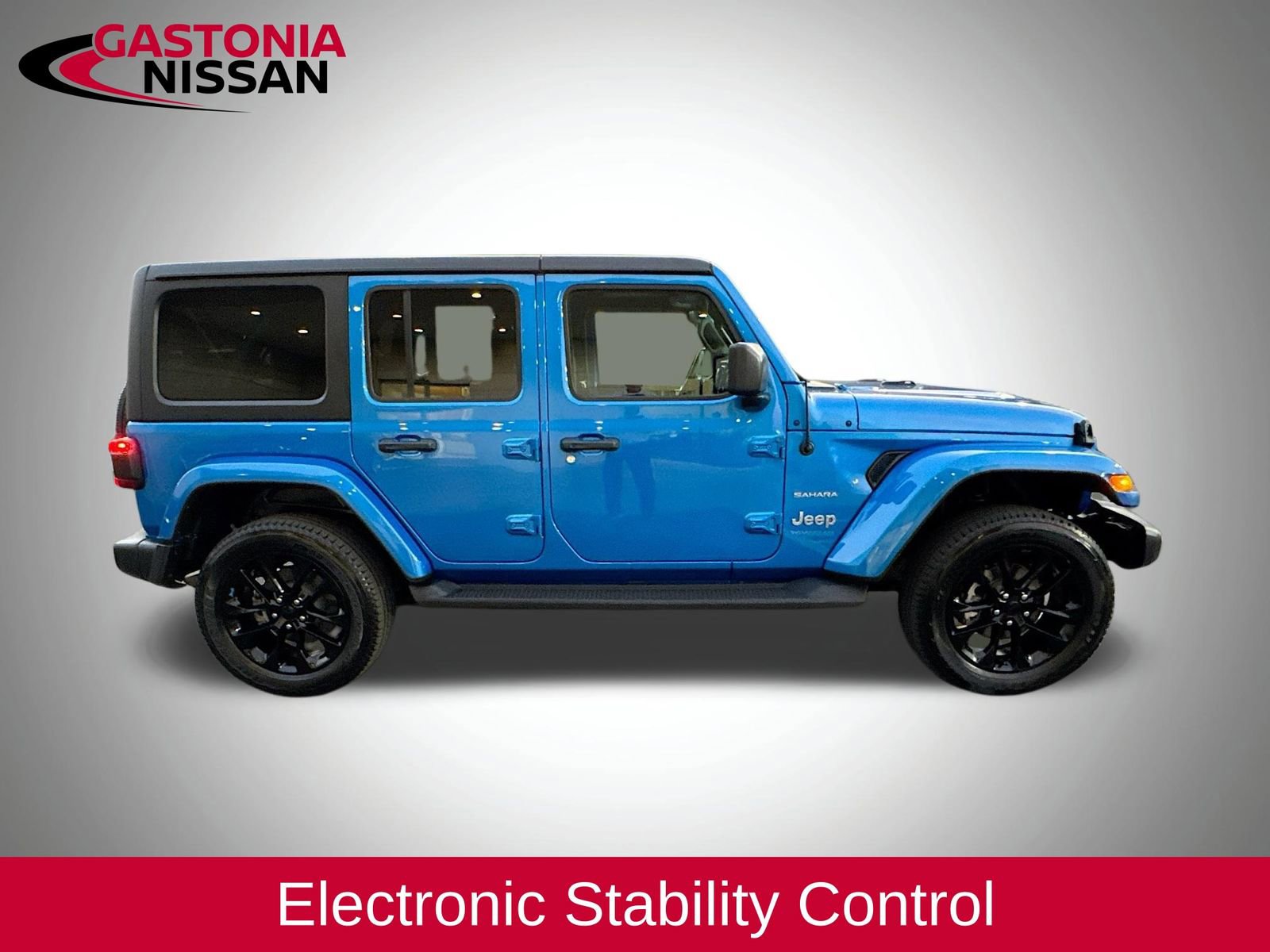 Used 2022 Jeep Wrangler Unlimited Sahara w/ Cold Weather Group image 10