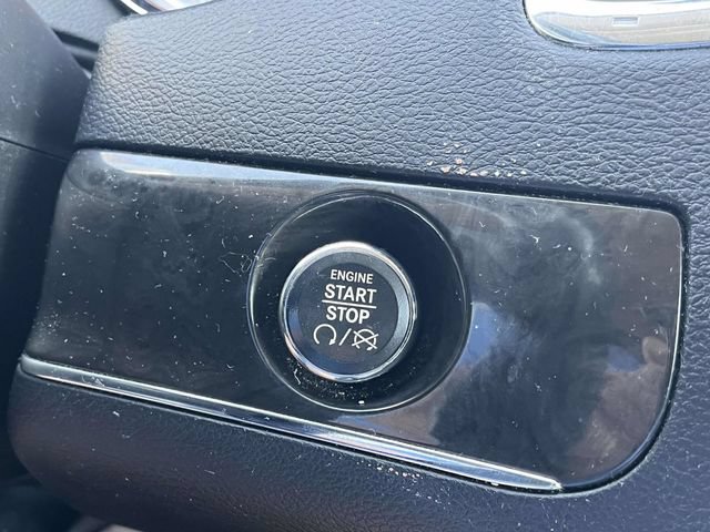 Used 2014 Chrysler Town & Country Touring-L w/ Driver Convenience Group FWD image 32