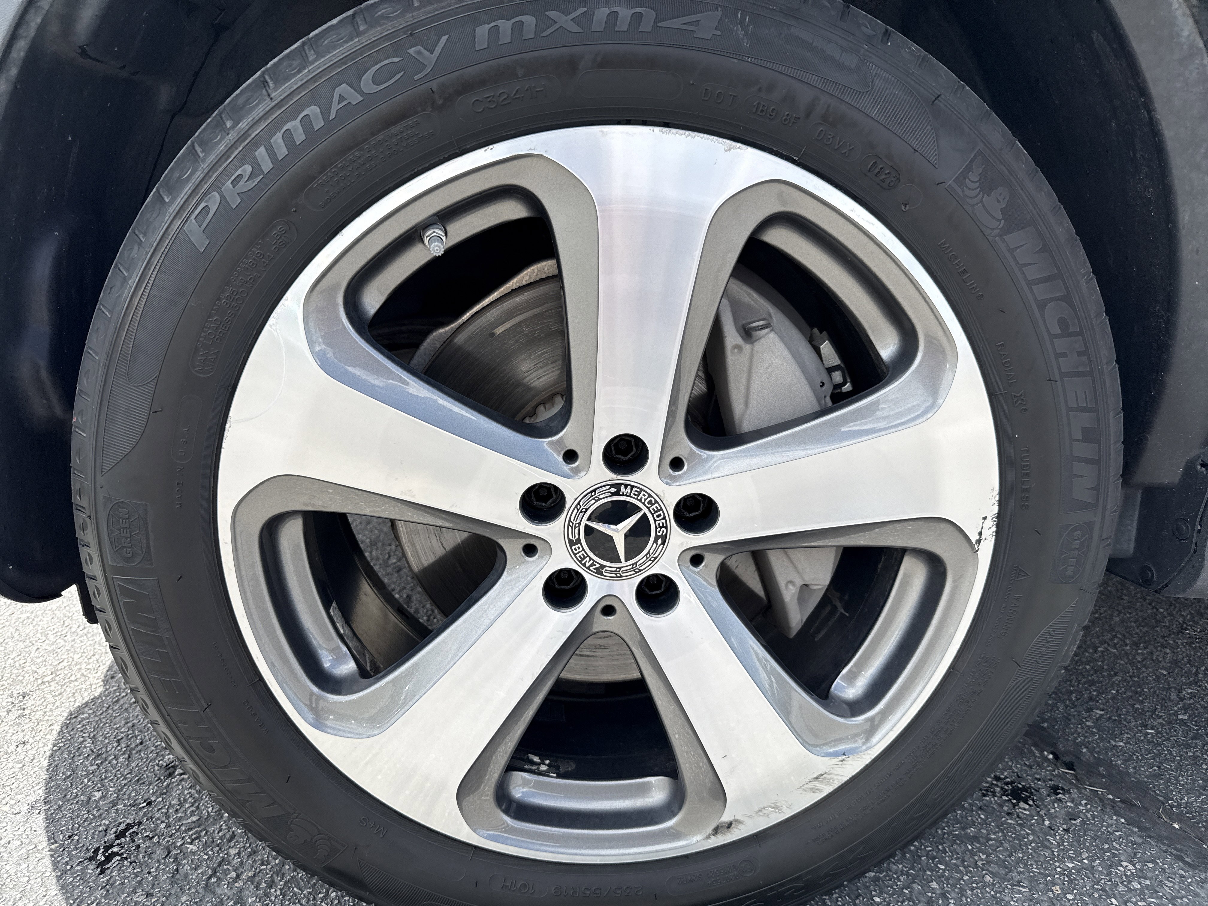 Used 2019 Mercedes-Benz GLC 300 4MATIC image 10
