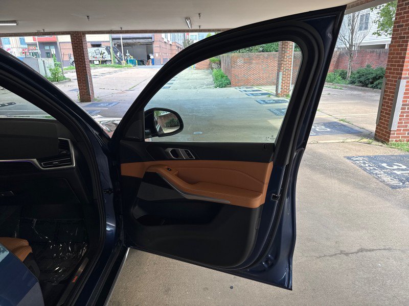 Used 2019 BMW X5 xDrive40i w/ Premium Package AWD/4WD image 13