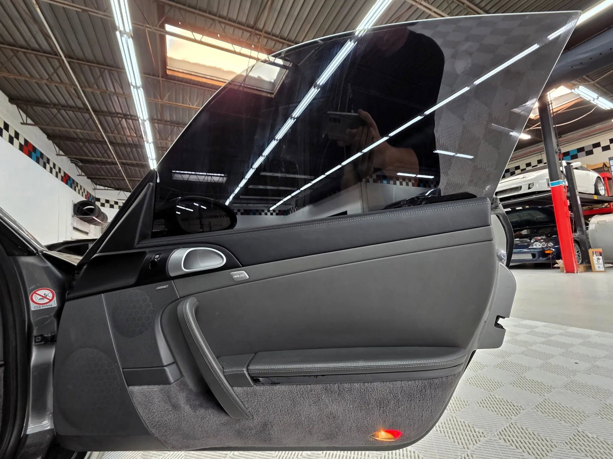 Used 2007 Porsche 911 Turbo image 10