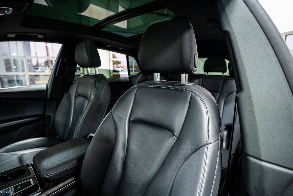 Used 2020 Audi Q8 Premium w/ Black Optic Package image 39