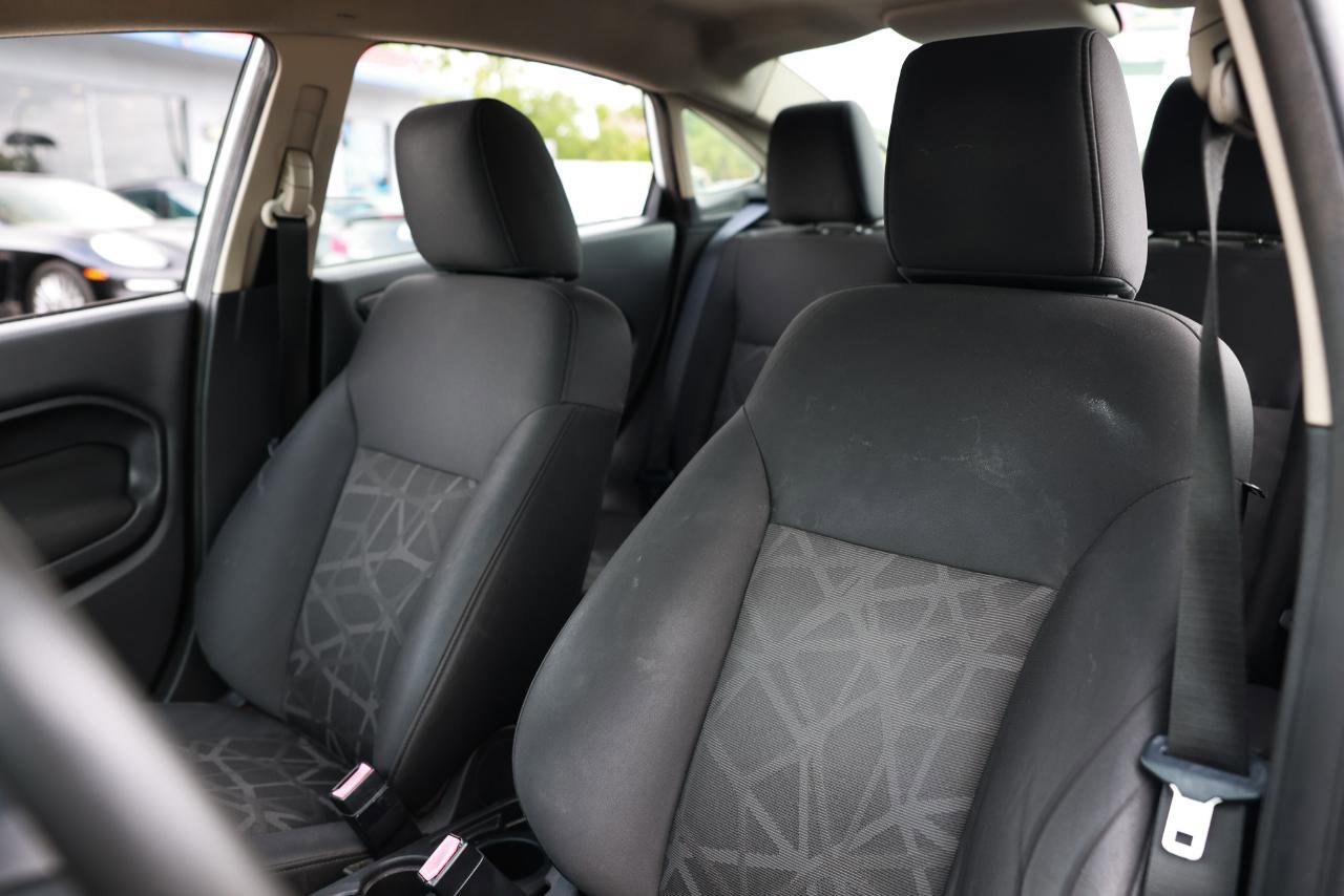 Used 2011 Ford Fiesta SEL FWD image 6