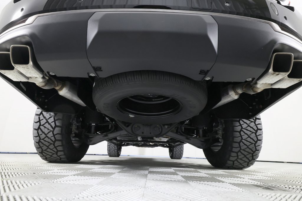 Used 2025 GMC Yukon AT4 Ultimate w/ LPO, Illumination Package image 54