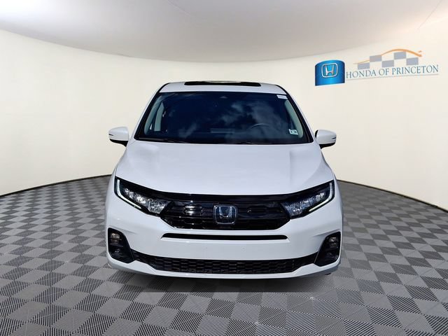 Certified 2025 Honda Odyssey Touring image 2