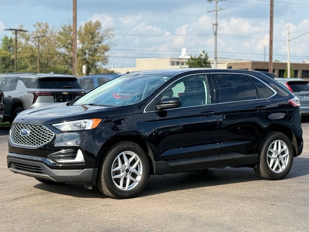 Certified 2023 Ford Edge SEL AWD/4WD image 36