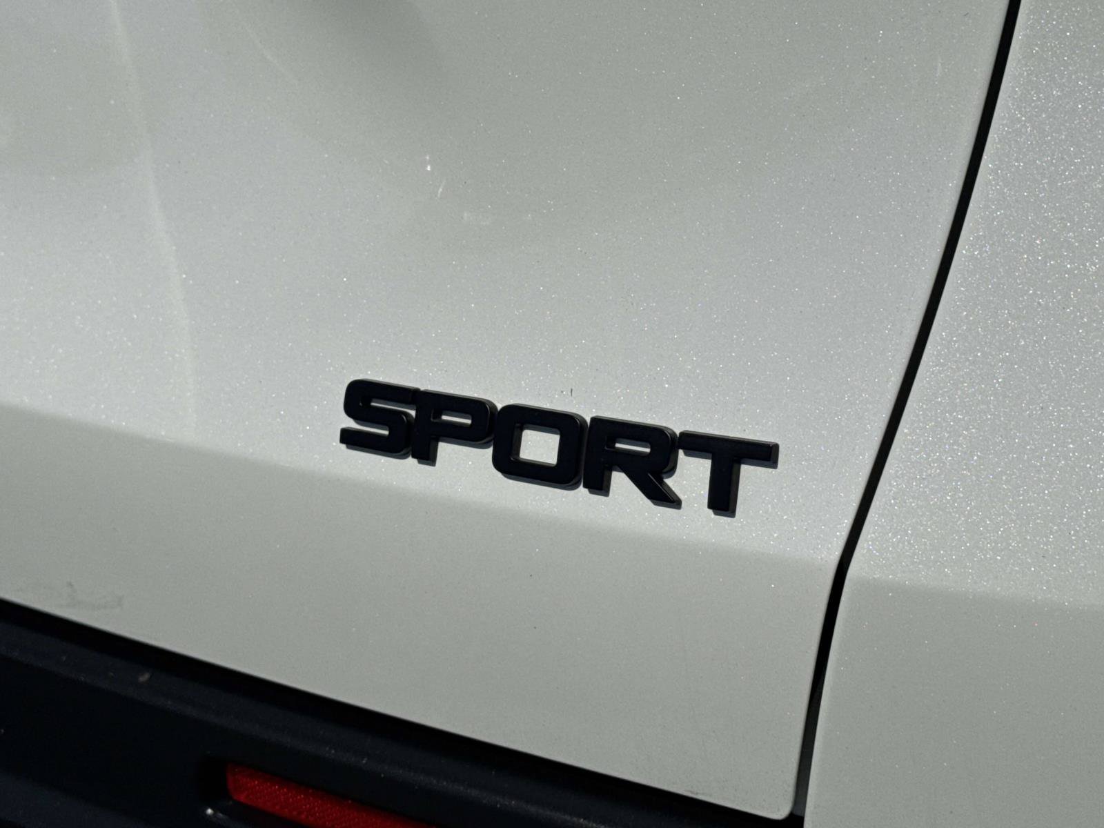 Certified 2025 Honda HR-V Sport image 29