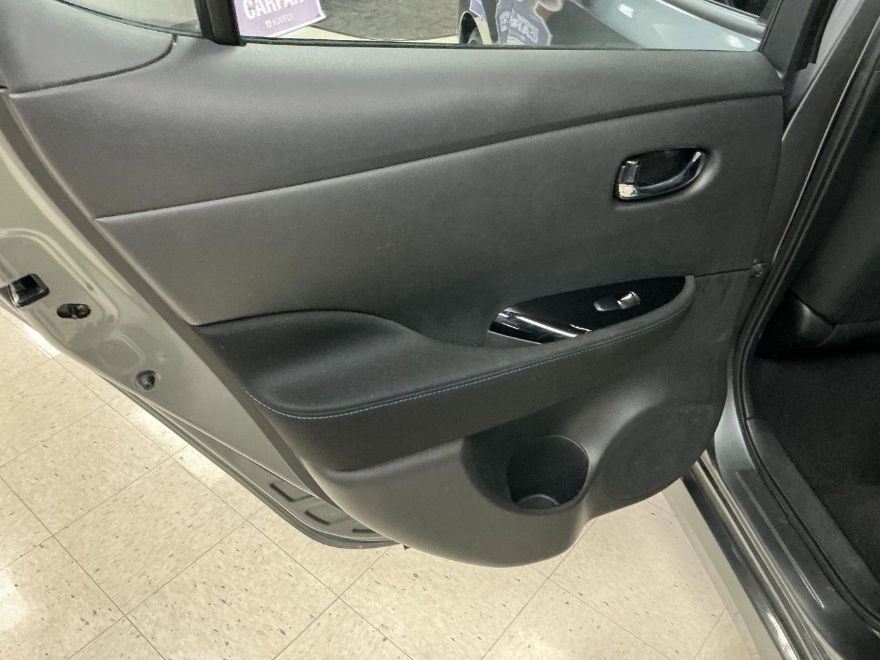 Used 2020 Nissan Leaf SV w/ SV Technology Package image 24