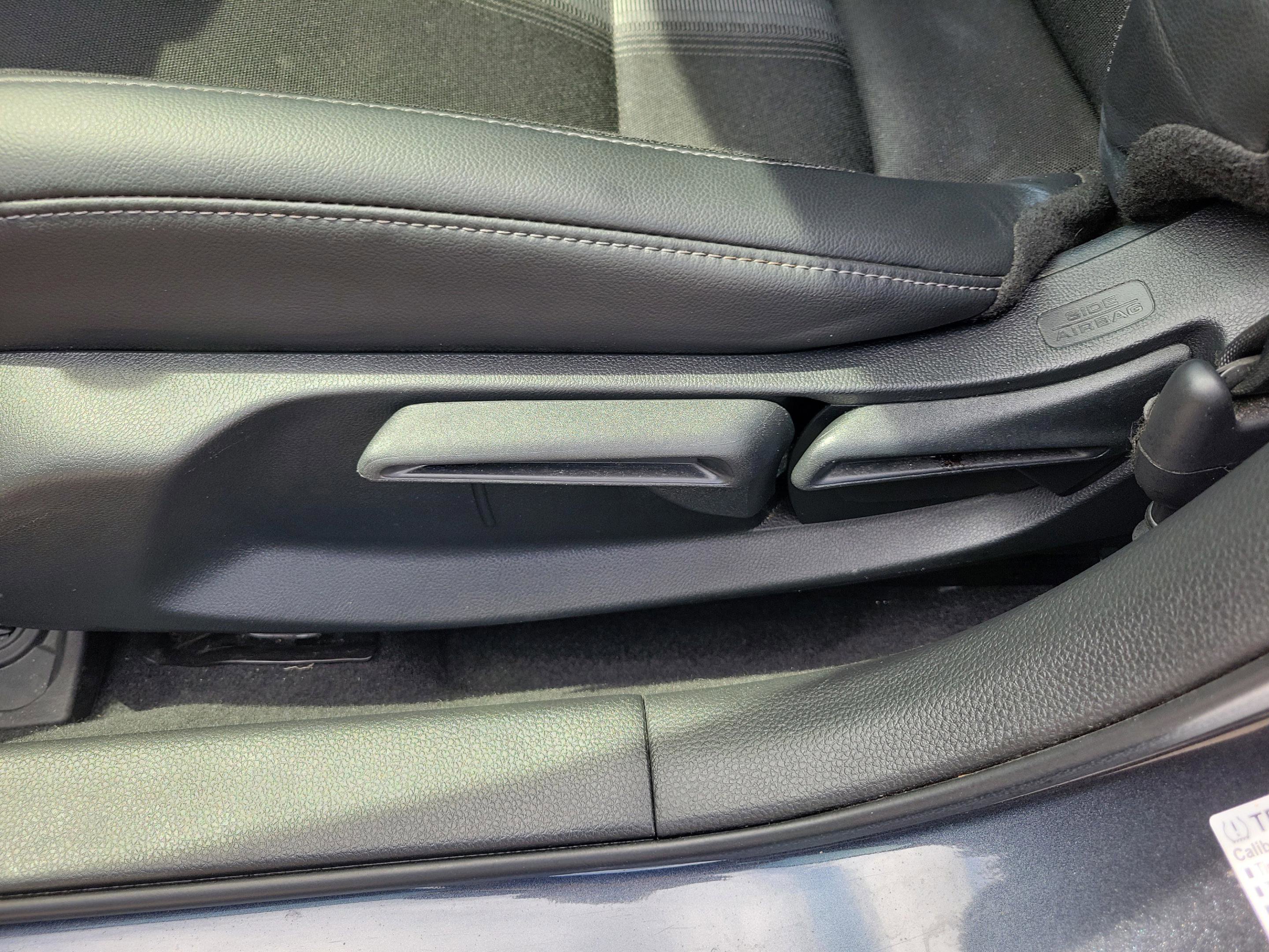 Used 2023 Honda Civic Sport image 25