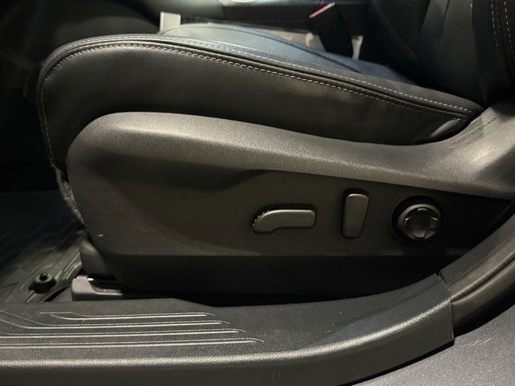 Used 2024 Subaru Outback Touring XT w/ Popular Package #2 image 22