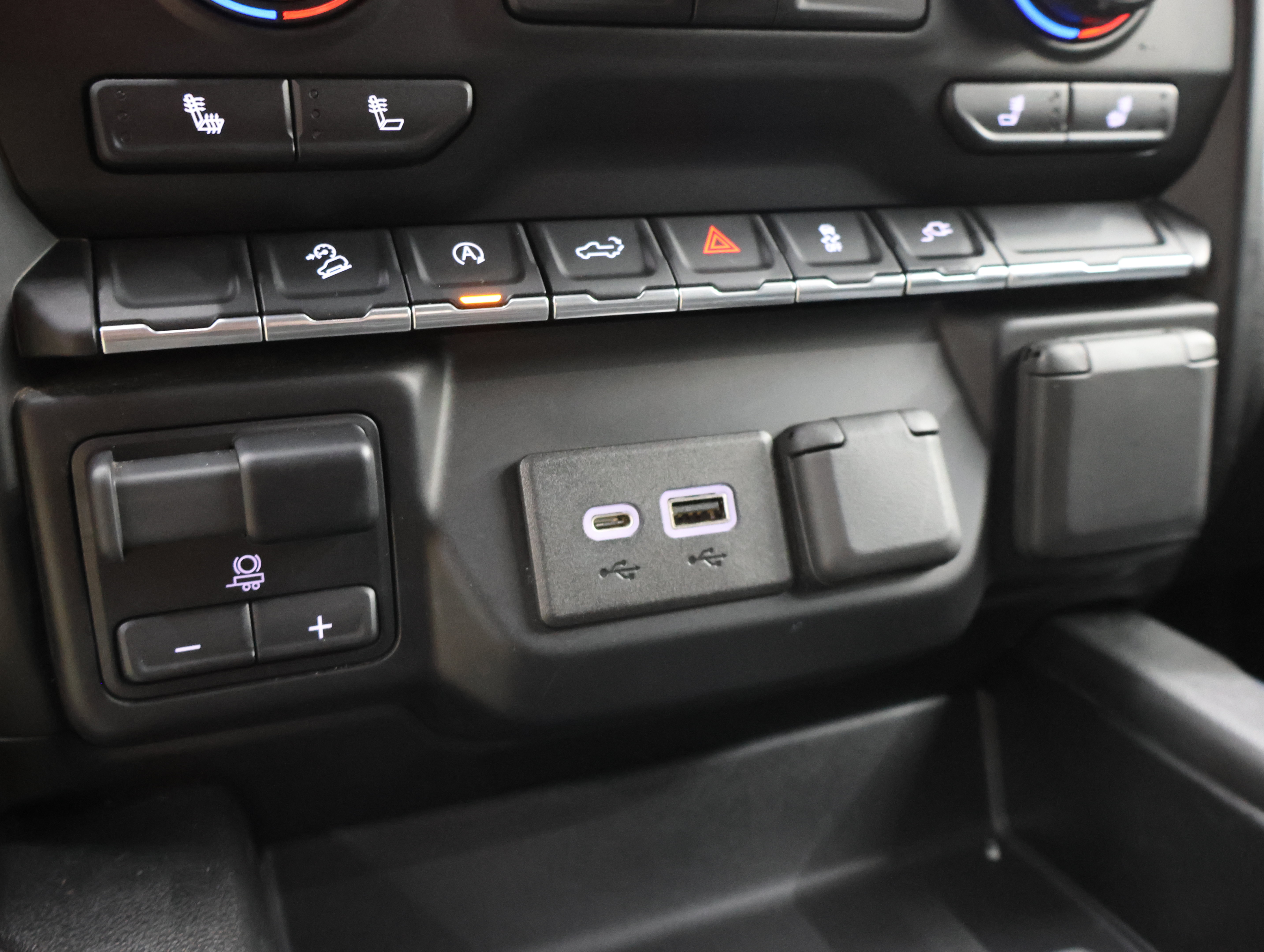 Used 2020 Chevrolet Silverado 1500 LT Trail Boss AWD/4WD image 47