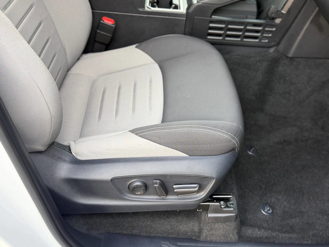 Used 2024 Toyota Tacoma TRD Off-Road w/ TRD Off Road Upgrade Package image 46