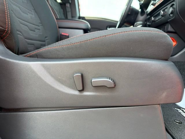Used 2025 Nissan Frontier PRO-4X w/ Interior Protection Package AWD/4WD image 31