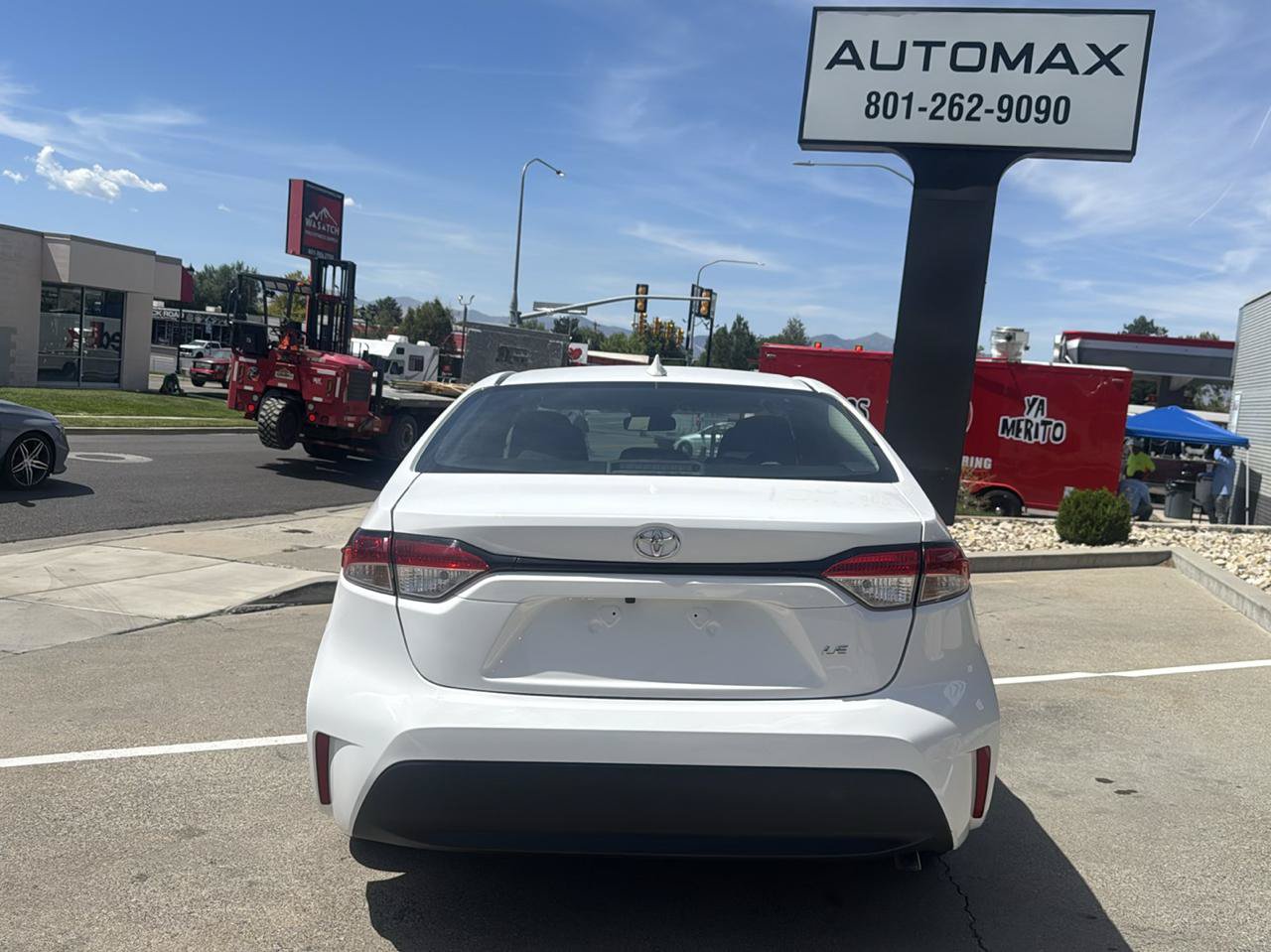 Used 2024 Toyota Corolla LE FWD image 6