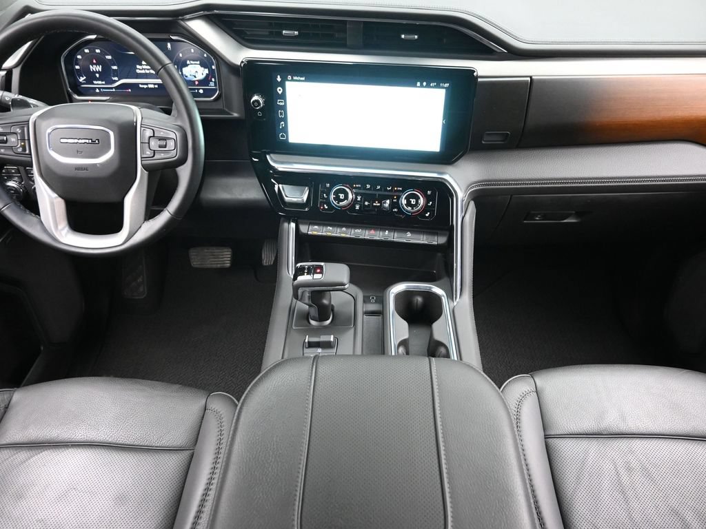 Used 2025 GMC Sierra 1500 Denali w/ Denali Reserve Package AWD/4WD image 15