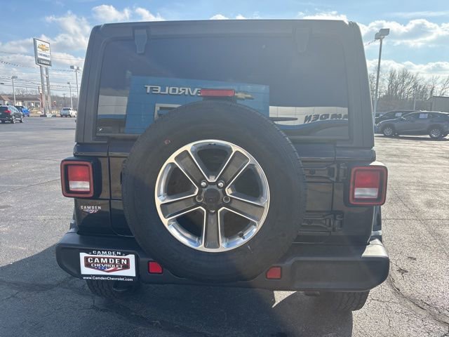 Used 2023 Jeep Wrangler Sahara image 9