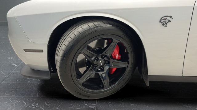 Used 2019 Dodge Challenger SRT Hellcat Redeye RWD image 30